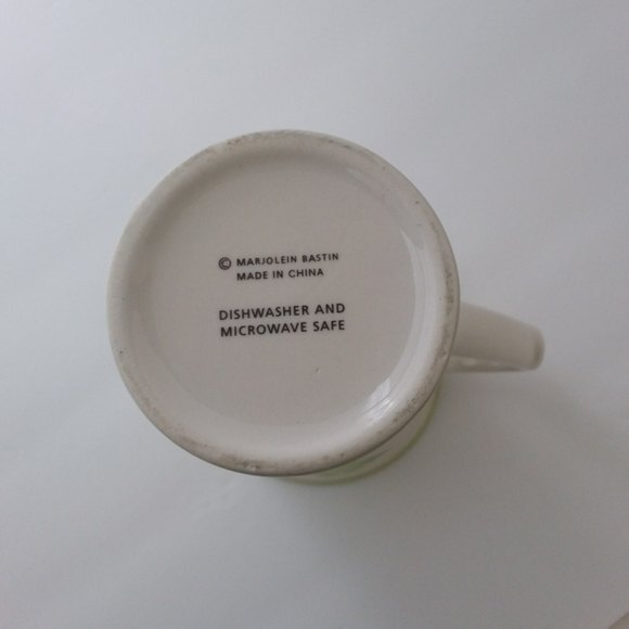 Marjolein Bastin | Nature Theme Tall Coffee Cup Microwave Save - Picture 8 of 9